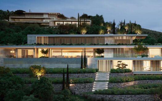 ID 251 / Designová vila v Sotogrande k nastěhování